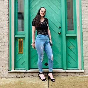 Meet your Posher, Jessica